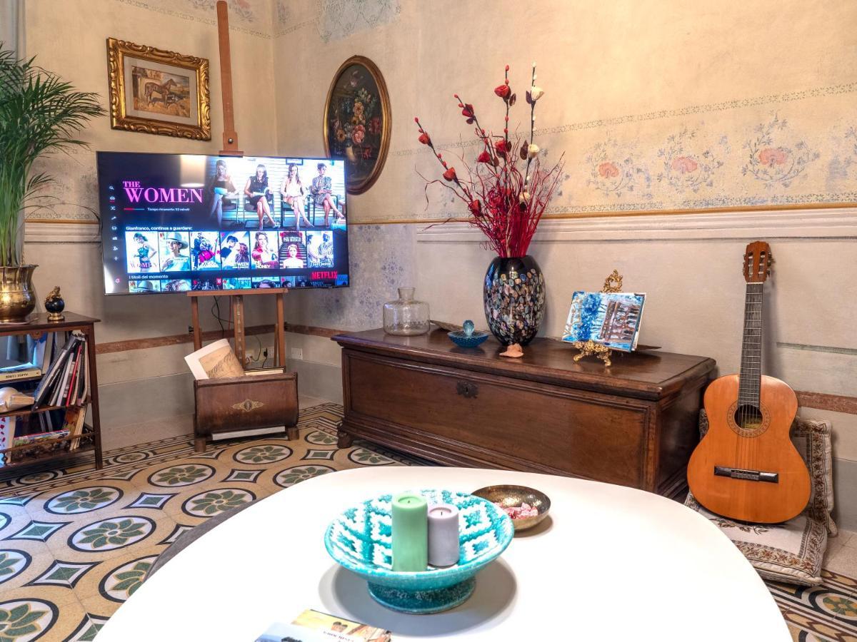 Luxury - Elegante Appartamento Nel Cuore Di Lucca Ngoại thất bức ảnh