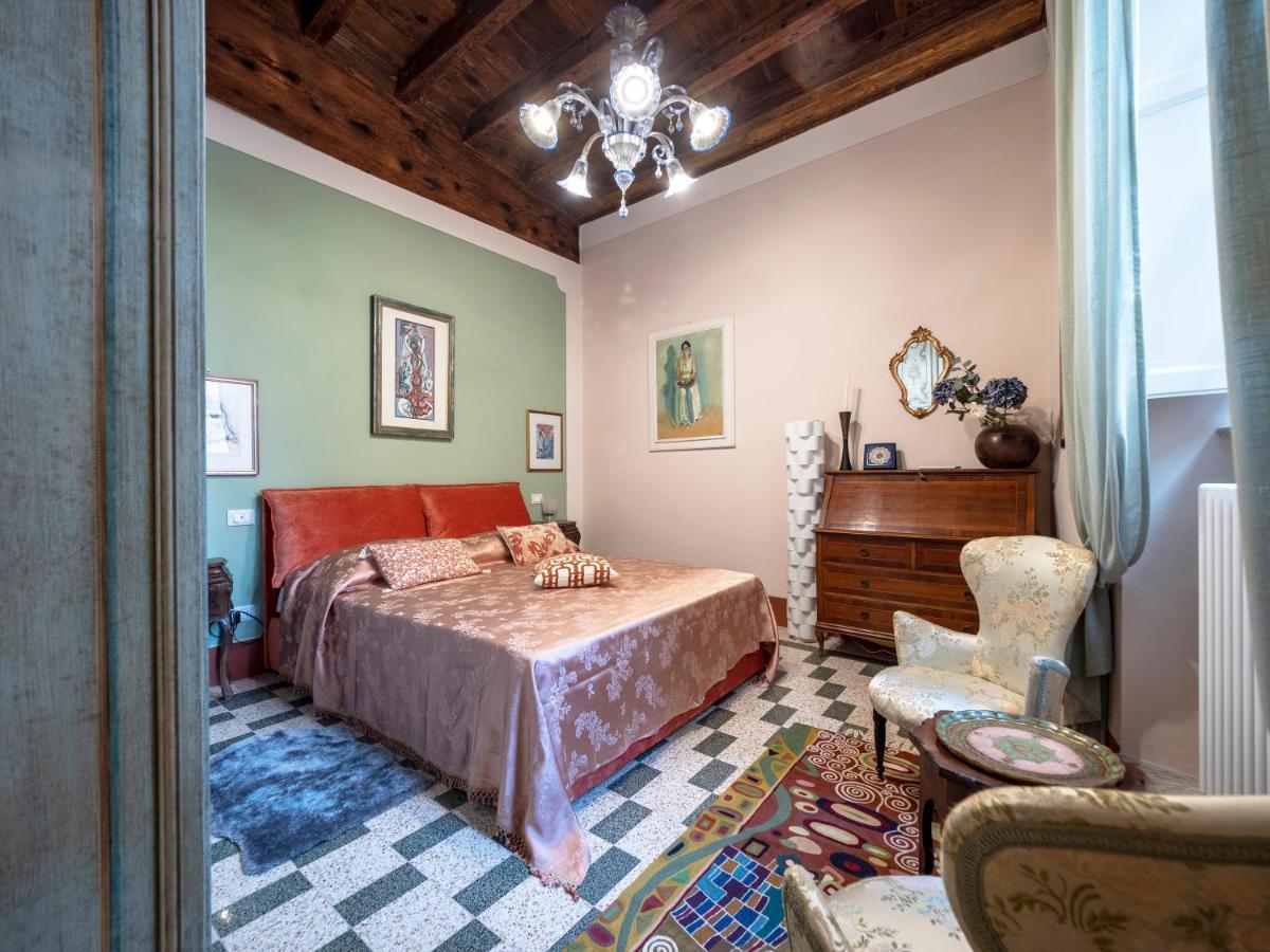 Luxury - Elegante Appartamento Nel Cuore Di Lucca Ngoại thất bức ảnh